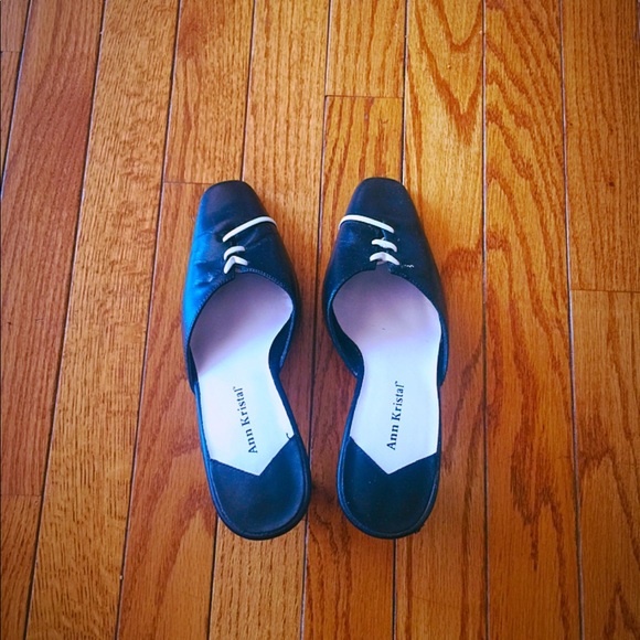 🎁🌺Clearance🌺🎁Ann Kristal Cute Shoes 7M in size - Picture 5 of 8